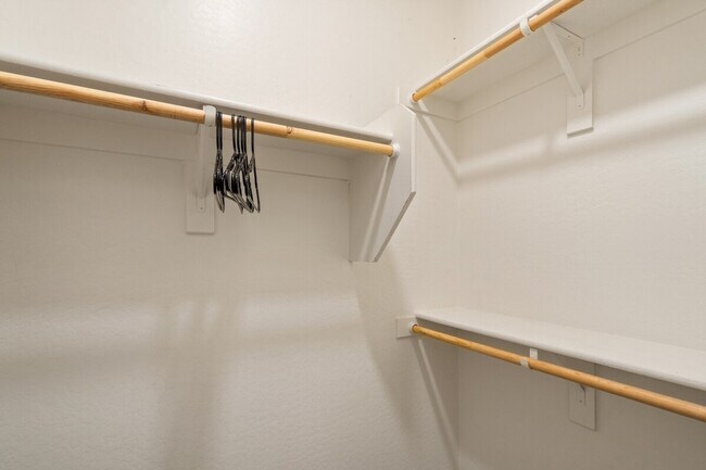 Foto del edificio - 6606 W Paradise Ln