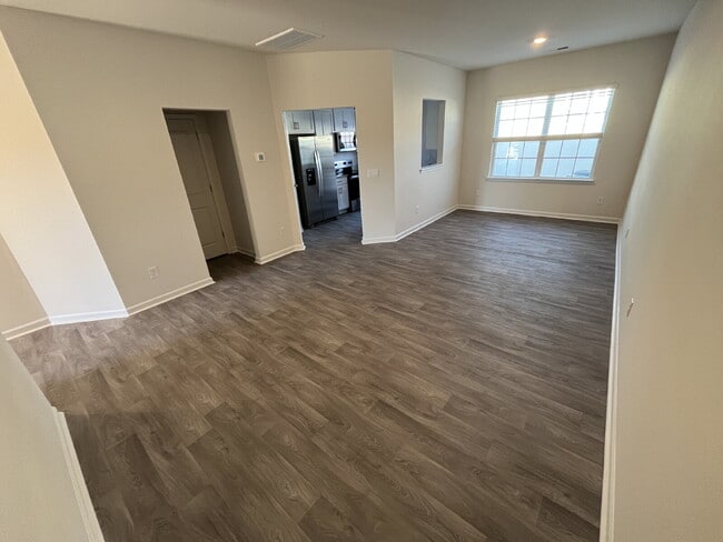 Building Photo - 228 Canopy Dr