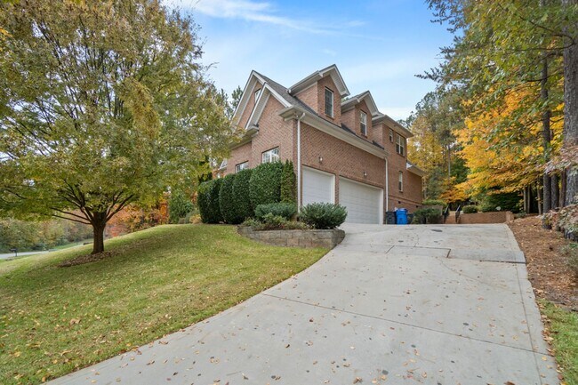 Foto del edificio - 137 Northington Woods Dr