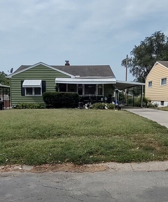 Foto del edificio - 3912 Monroe Ave