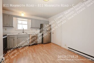 Building Photo - 811 Mammoth Rd