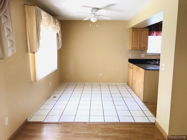 Foto del edificio - 41816 Park Ridge Rd