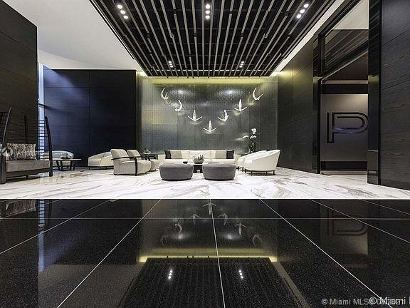 Foto del edificio - 851 NE 1st Ave