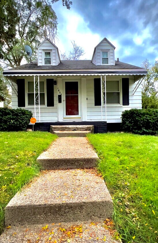1608 Park Ave, Lansing, MI 48910 House Rental in Lansing, MI