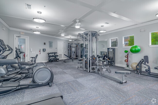 Gimnasio - The Landings at Brooks City-Base