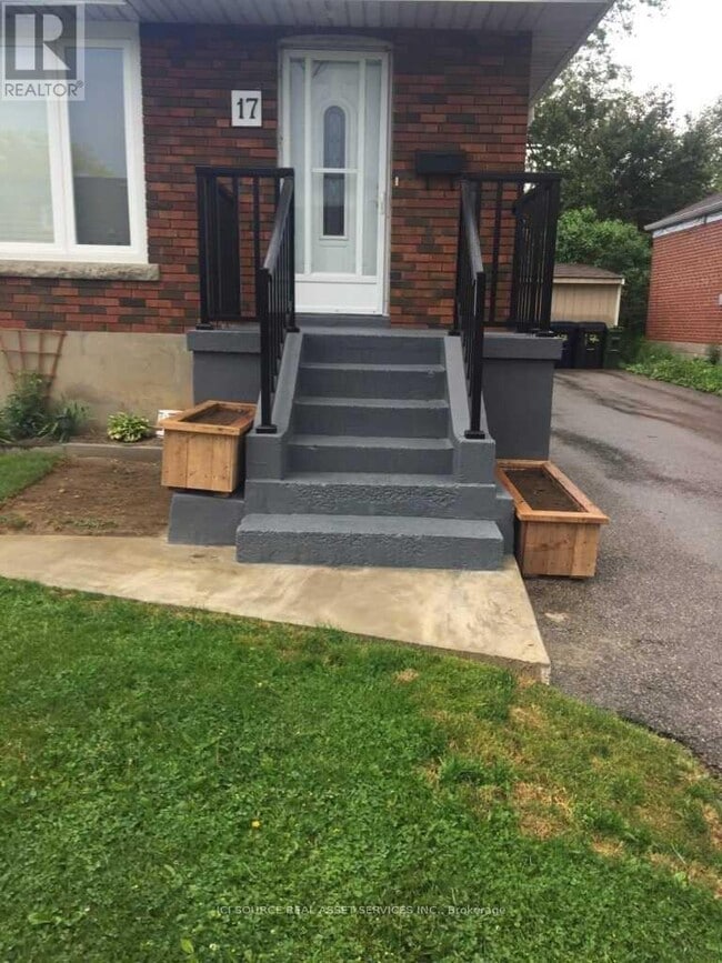 Building Photo - 17 Hubert Ave