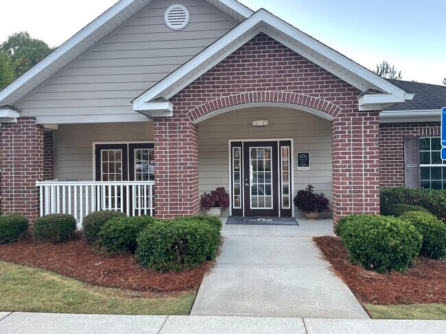 Foto del edificio - Skyline Trace Apartments