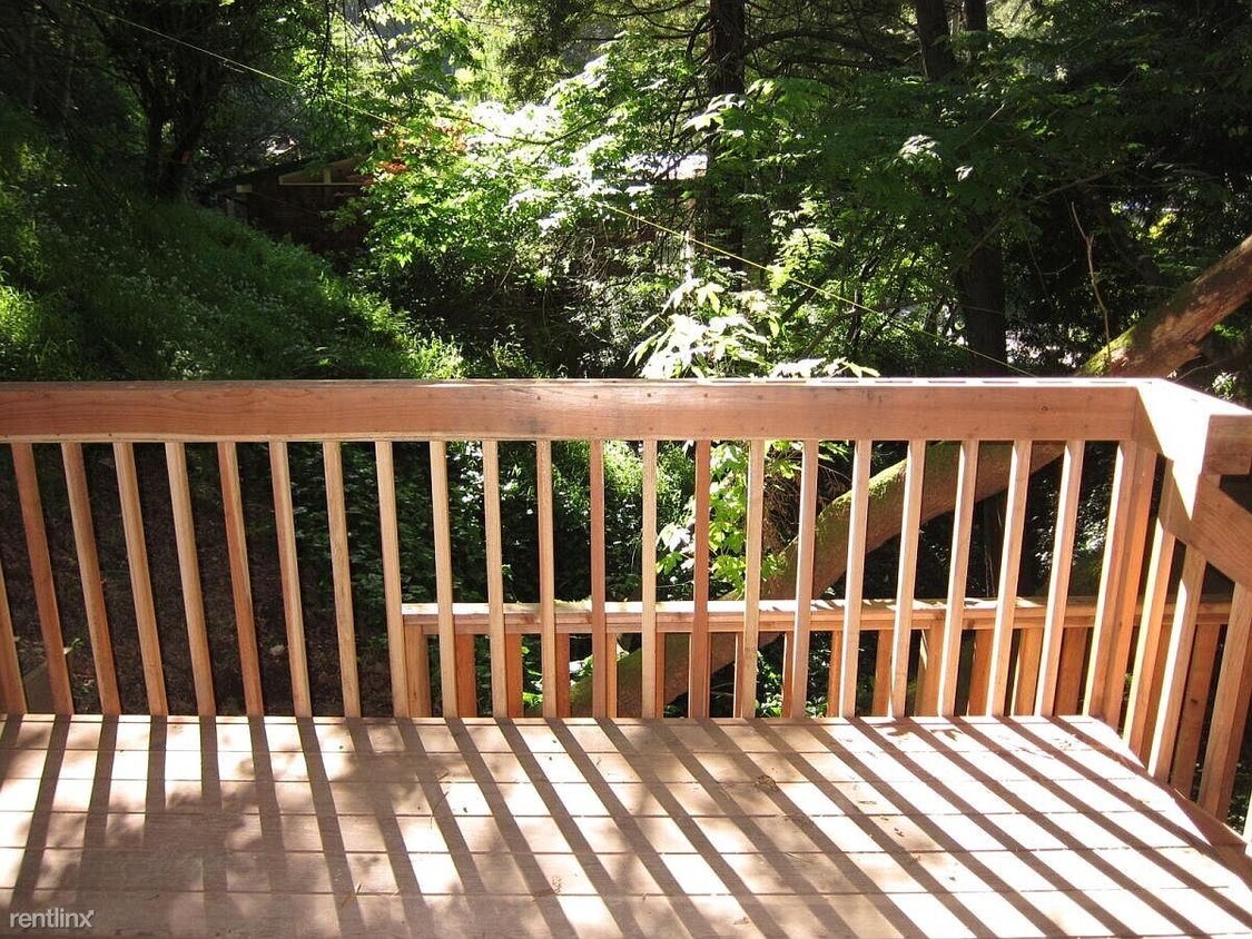 Foto principal - 6344 Thornhill Dr