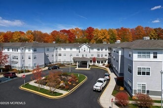 Building Photo - 2 Kathleen Dr