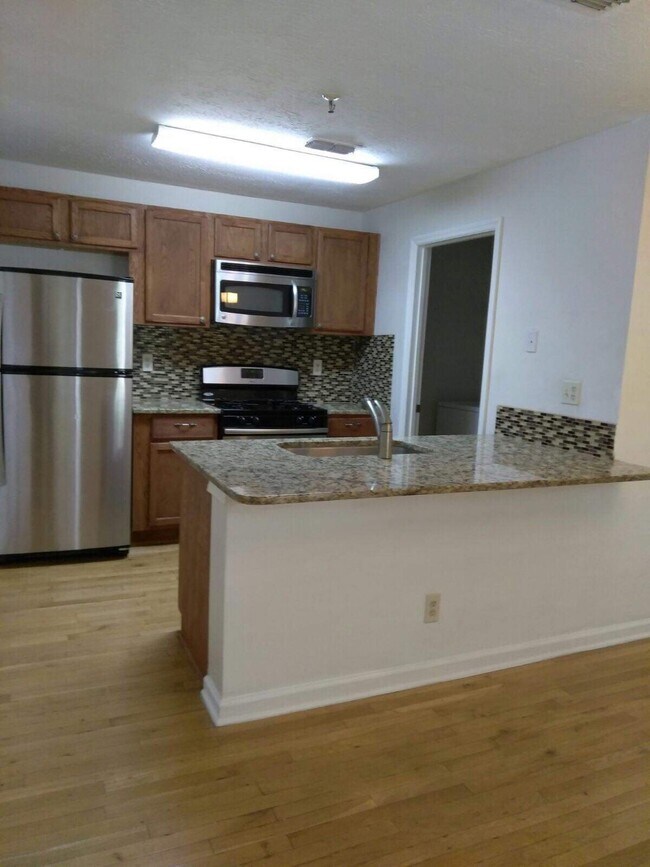 Building Photo - 5616 River Heights Xing SE
