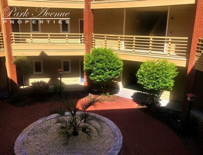 Foto del edificio - 525 Wild Wing Blvd