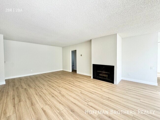 Foto del edificio - 1000 N Doheny Dr West Hollywood, CA 90069