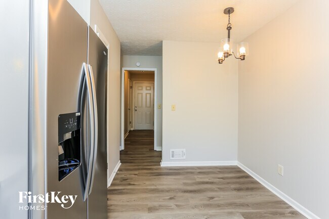 Building Photo - 365 Sea Holly Cir