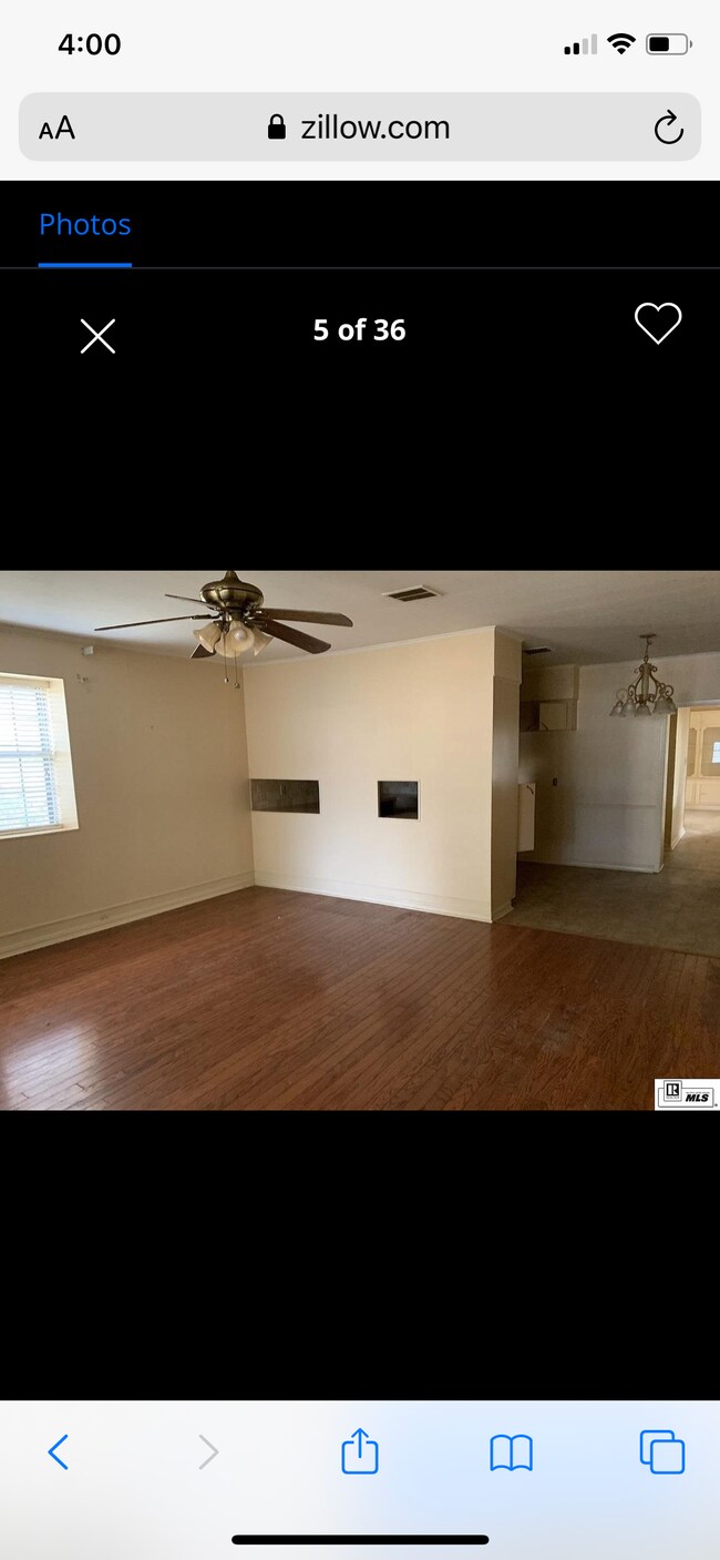 Foto del edificio - 903 Wallace Dean Rd