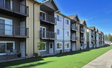 Building Photo - Villas at Lakewood