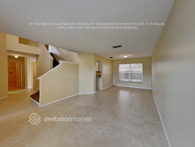 Foto del edificio - 835 McLean Ct