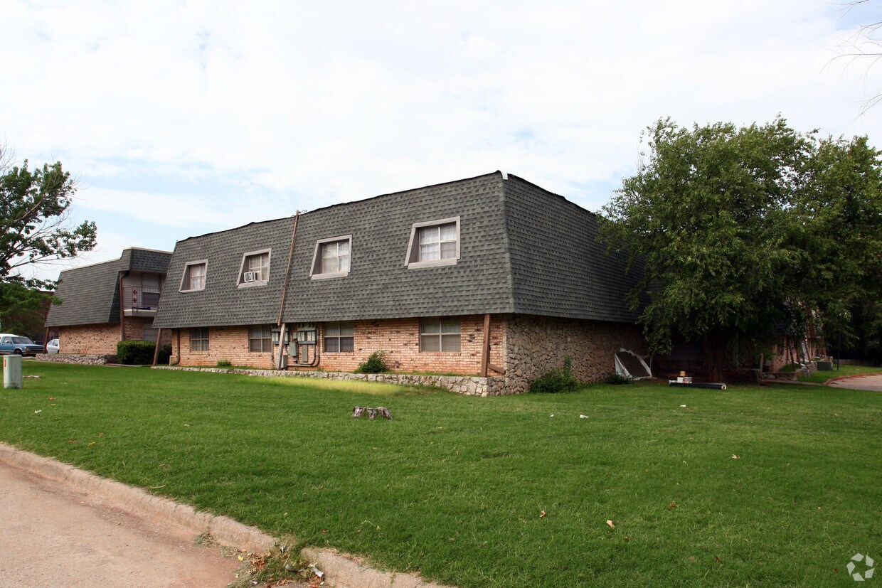 Foto del edificio - University Village Apartments