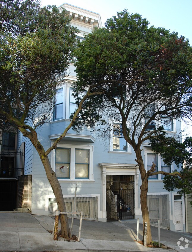 Primary Photo - 471 Vallejo St