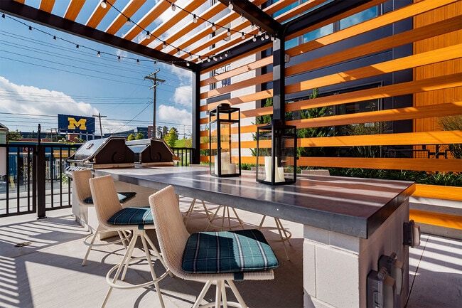 Photo - Hoover + Greene Apartments