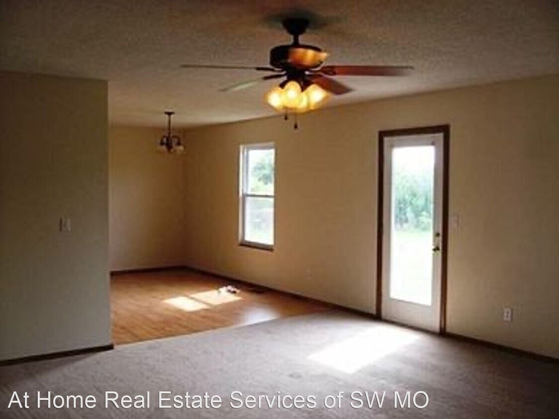 Building Photo - 3 br, 2 bath House - 1502 S 18th Ave
