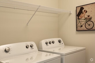 2BR, 2BA - E - Statesman Apartments