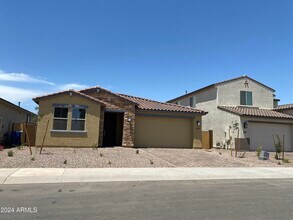 Building Photo - 8826 W Medlock Dr