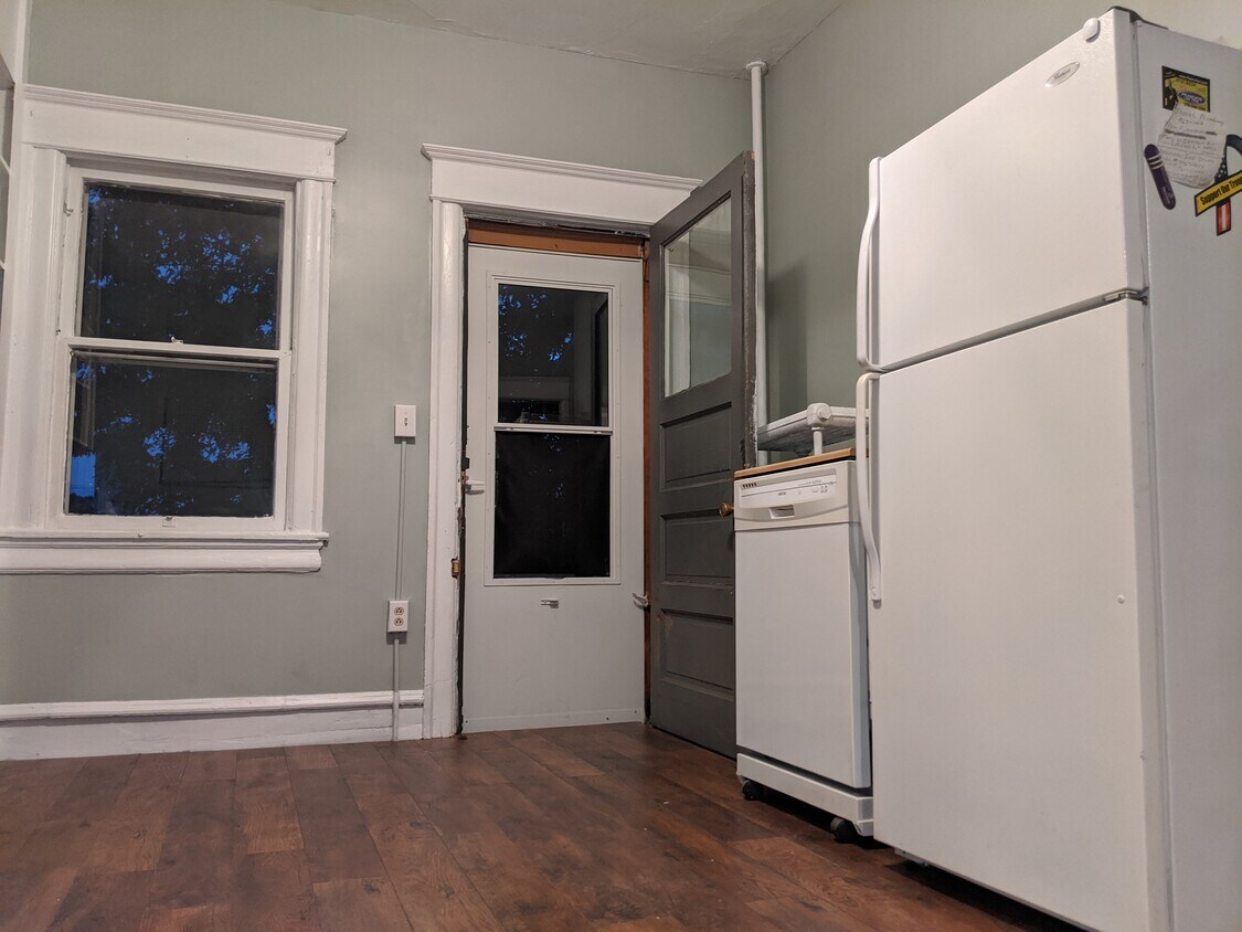 Foto del edificio - 1322 Linden St