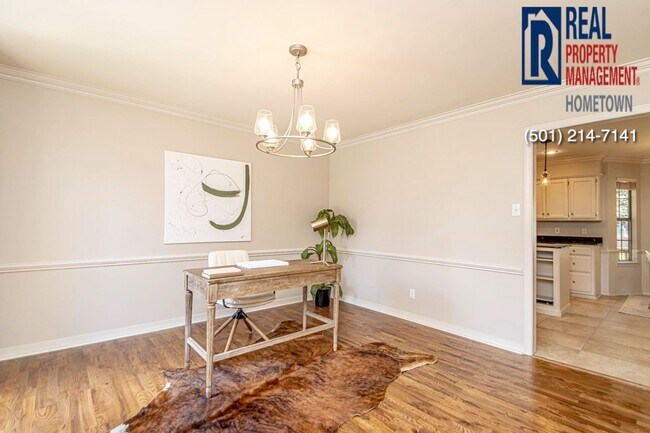 Building Photo - 13718 Longtree Dr