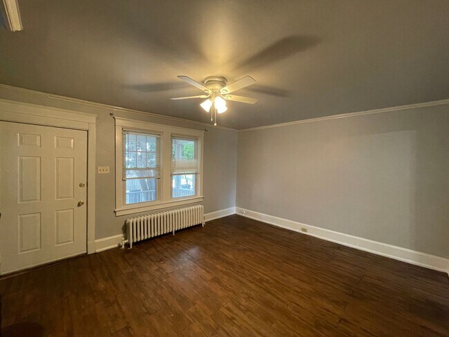 Foto del edificio - 2 Bedroom Single Family Home in Lancaster!