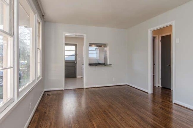 Photo - 1917 Berkshire Dr Apartment