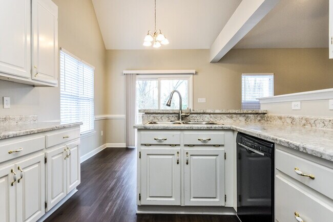 Foto del edificio - 209 Walnut Creek Dr