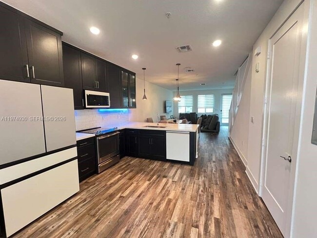 Photo - 10229 NW 64th Terrace House