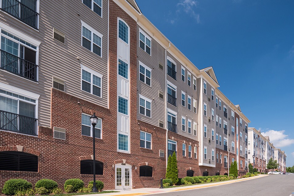 Reid's Prospect Apartments in Woodbridge, VA