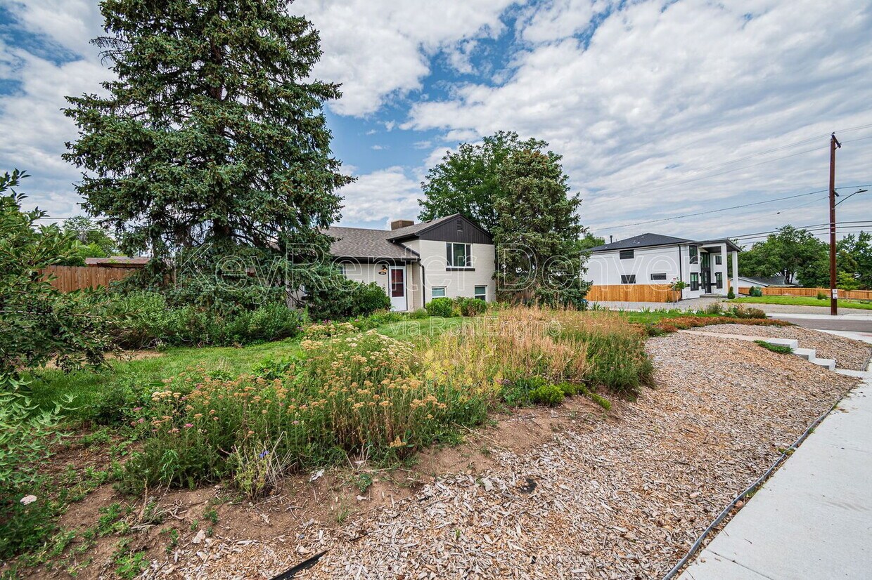 Foto principal - 201 S Meade St