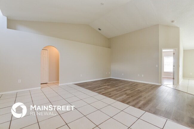 Foto del edificio - 5125 Holden Rd