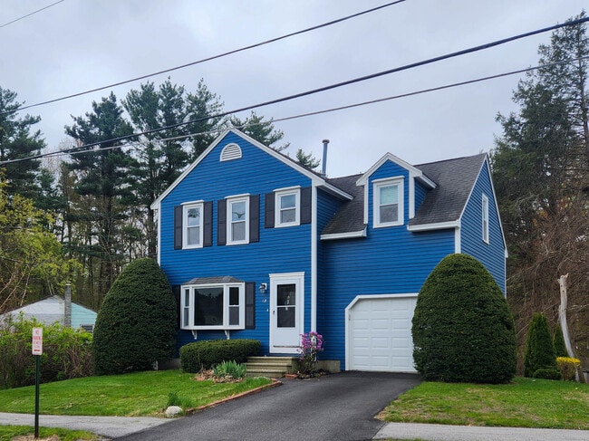 Building Photo - 67 Burgundy Dr