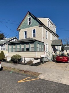 Building Photo - 29 Delaware Ave