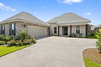 Building Photo - 212 Blaze Blvd