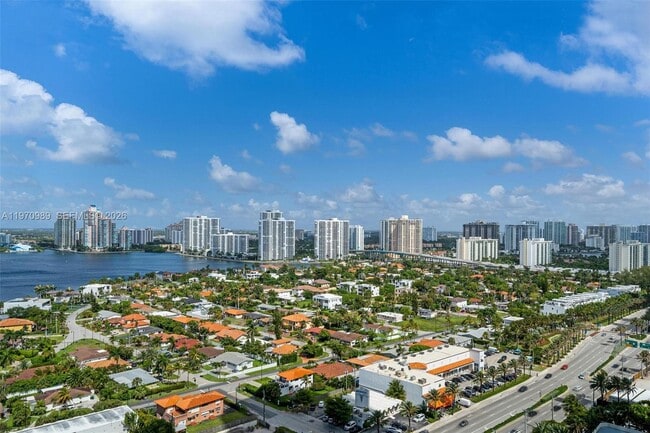 Building Photo - 18501 Collins Ave