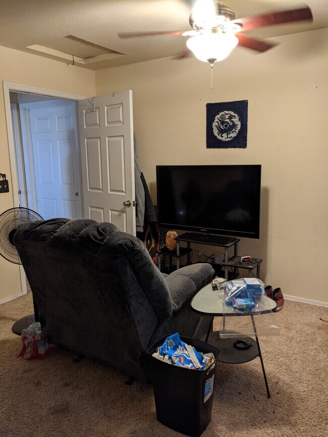 Inside the bedroom - 13512 Alta Mesa Rd