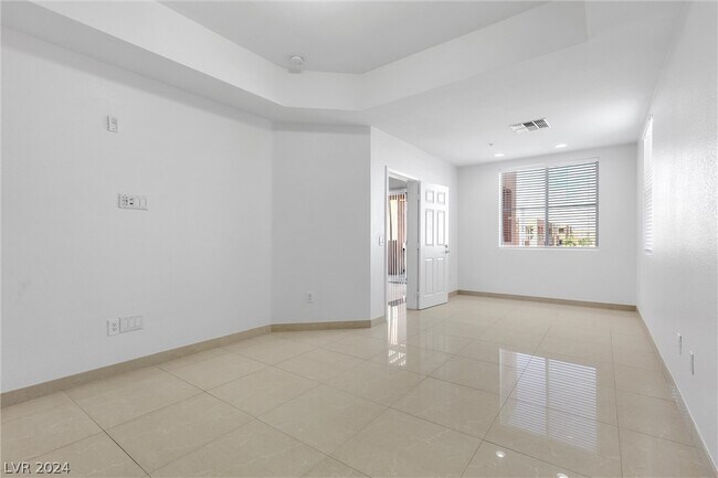 Foto del edificio - 63 E Agate Ave