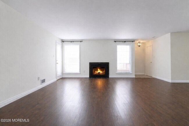 Foto del edificio - 455 Hawthorne Pl