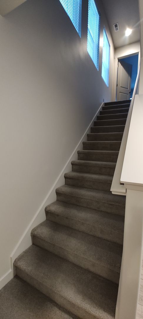 Building Photo - GET $500 OFF THE FIRST MONTHS RENT!!!!