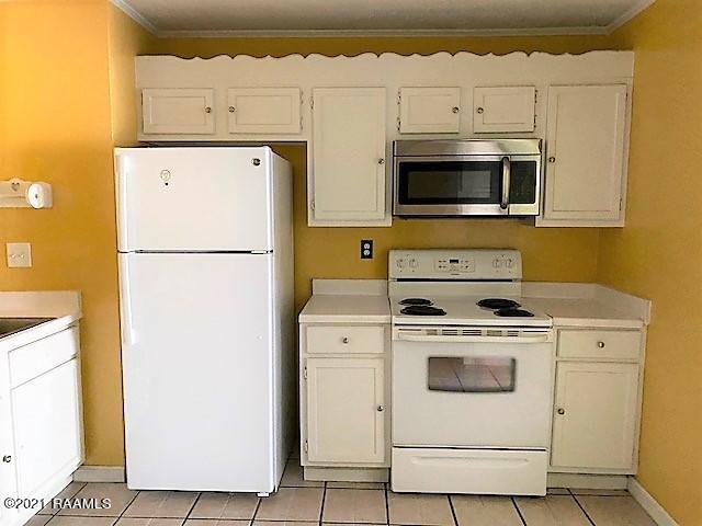 Building Photo - 206 Terry Dr