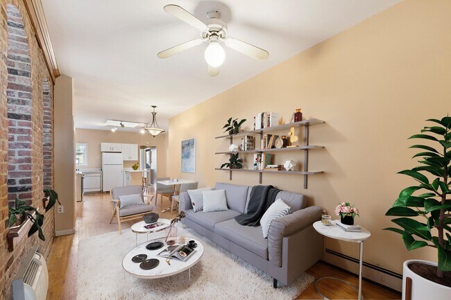 Foto del edificio - 809 Washington St