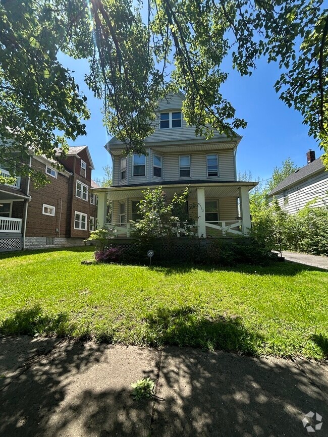Building Photo - 9712 Orleans Ave