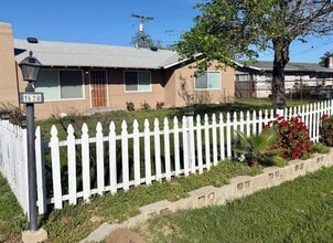 Building Photo - 1620 Rock Springs Rd