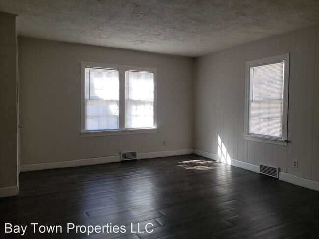 Building Photo - 2 br, 2 bath House - 1504 N Summit #1