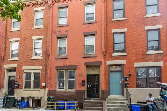 Building Photo - 1844 N Bouvier St