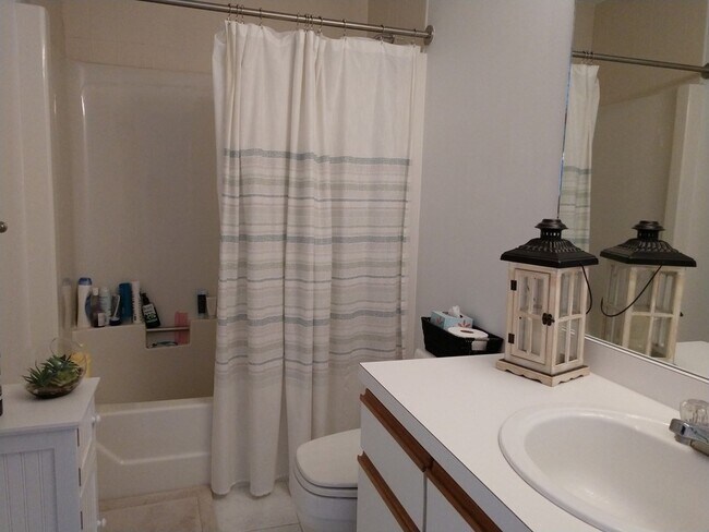 Foto del edificio - 53 Pettee St